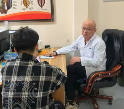 六安市|男科医师高朋磊：守护男性健康，专业男科诊疗