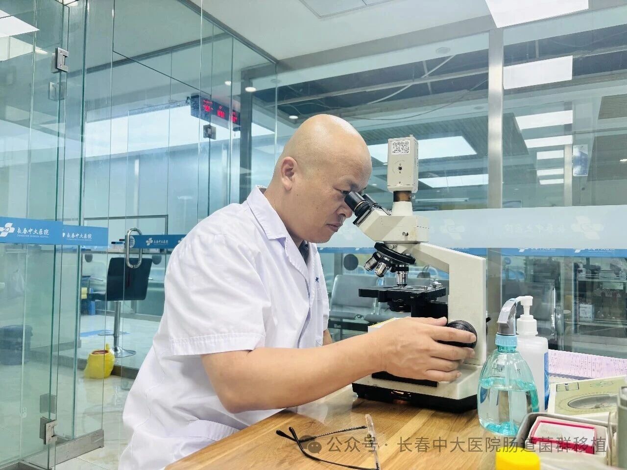 六安市|高朋磊医师：左手男科临床，右手肠道菌群移植深入研究